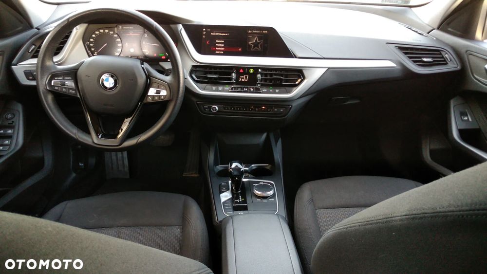 BMW Seria 1 118i Advantage - 9