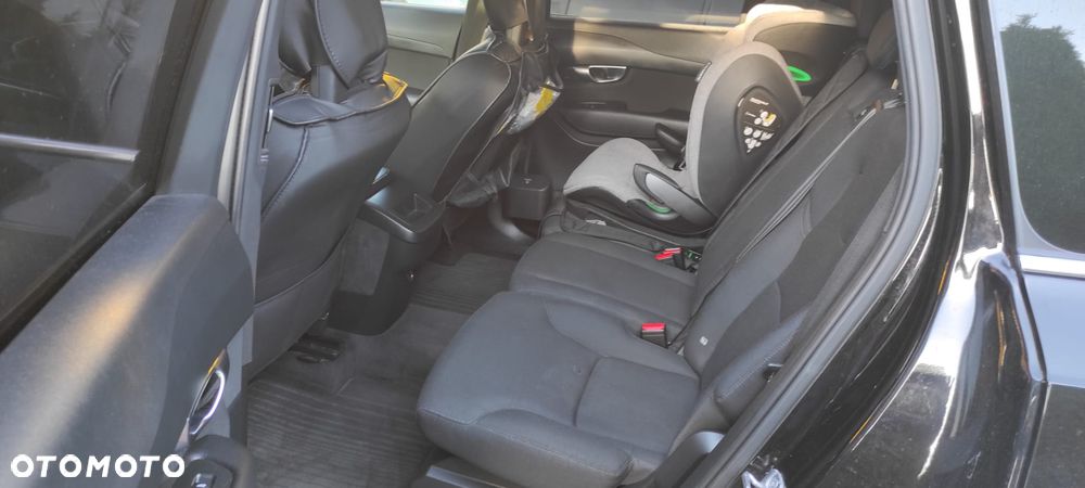Volvo XC 90 - 10