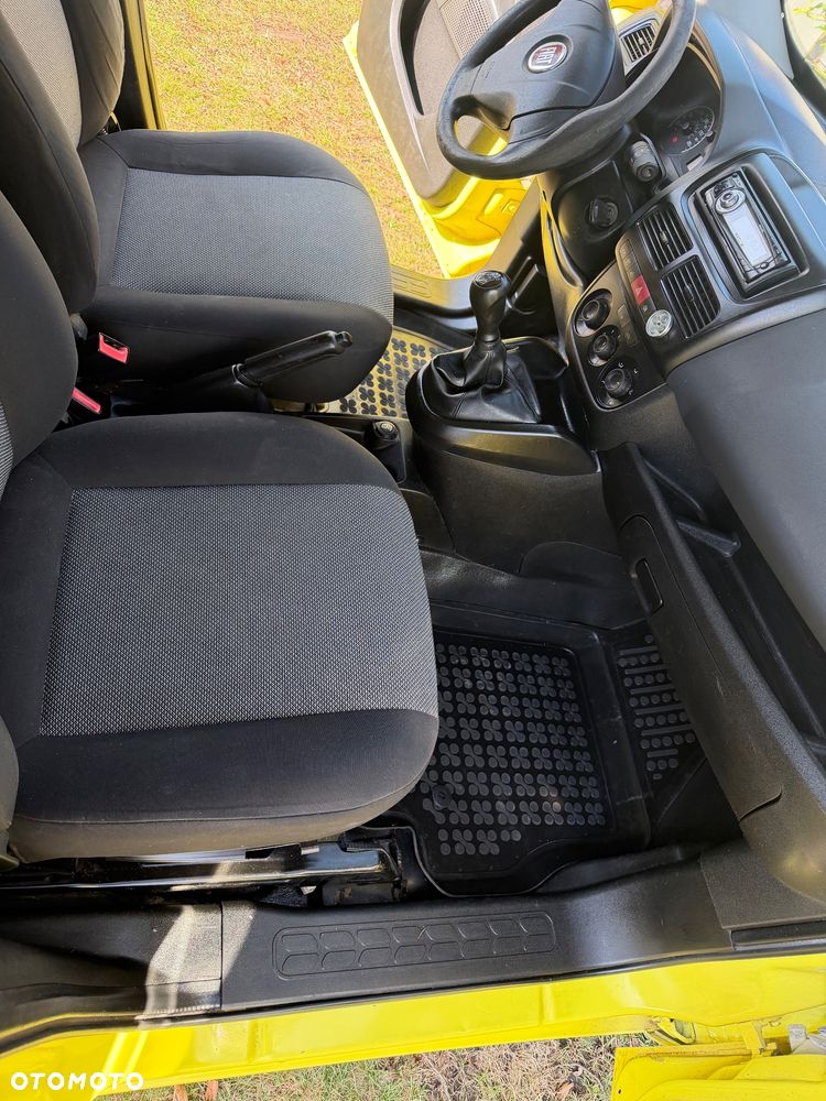 Fiat Doblo - 11