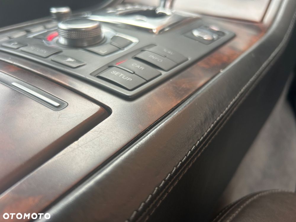 Audi A8 - 36