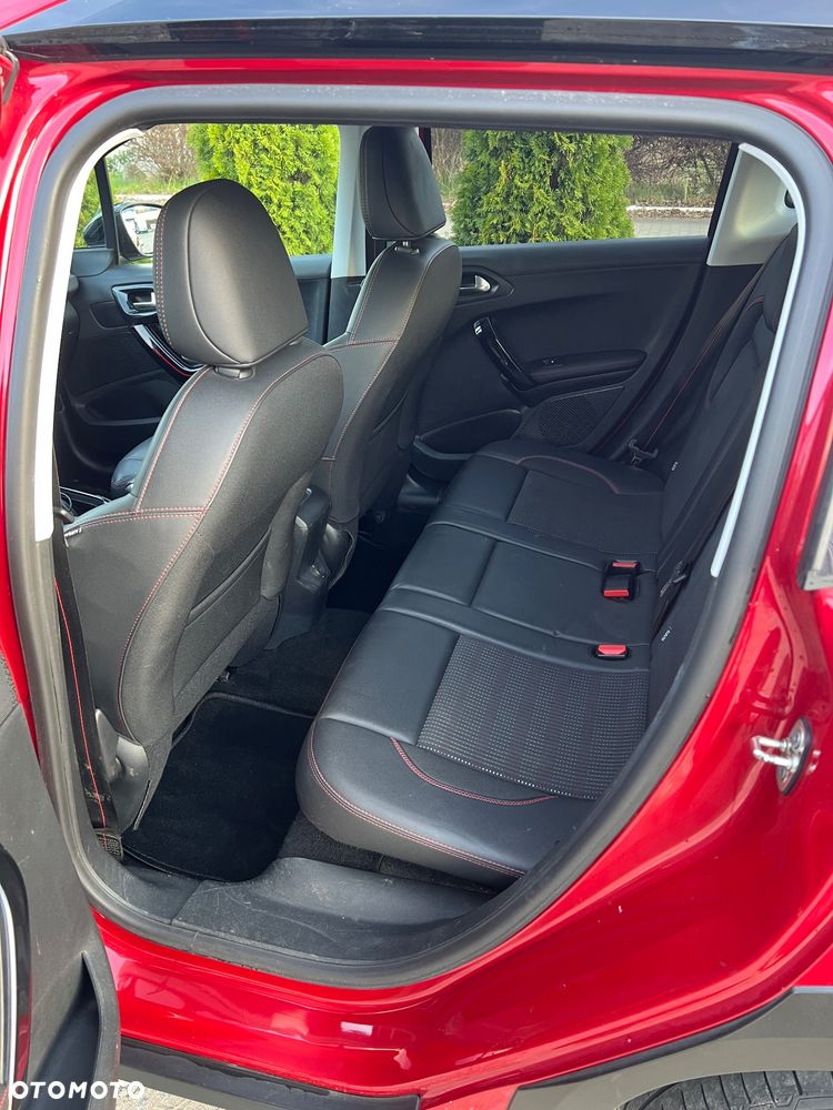 Peugeot 2008 PureTech 110 Stop&Start GT-Line Edition - 10