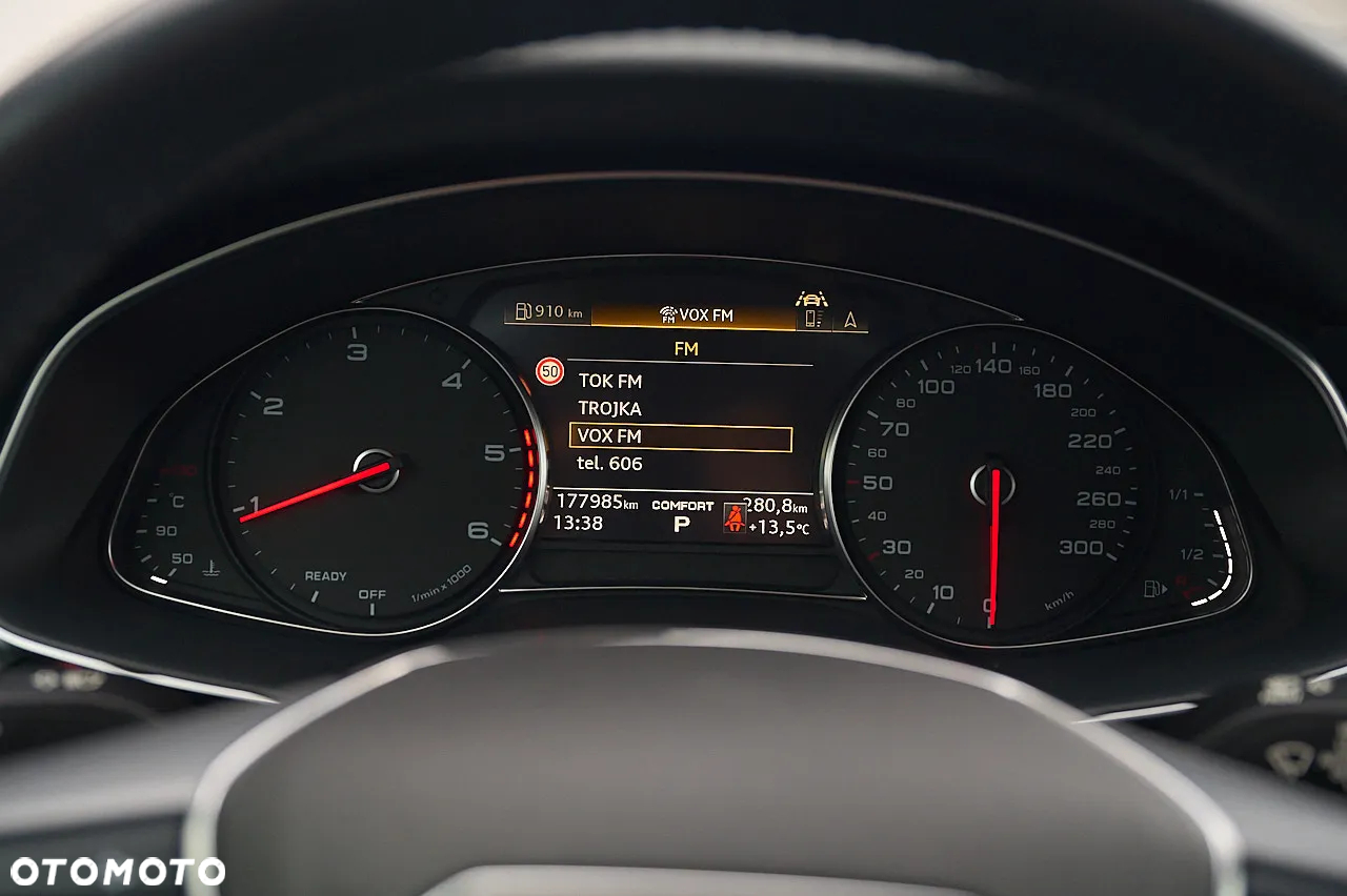 Audi A6 Avant 45 TDI quattro tiptronic - 25