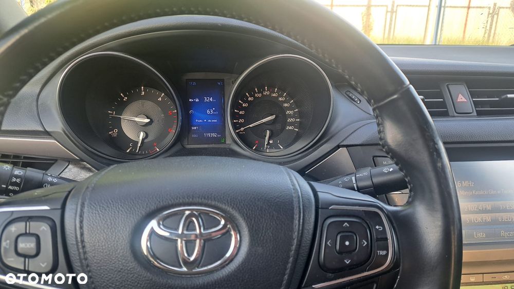 Toyota Avensis 2.0 D-4D Prestige - 9