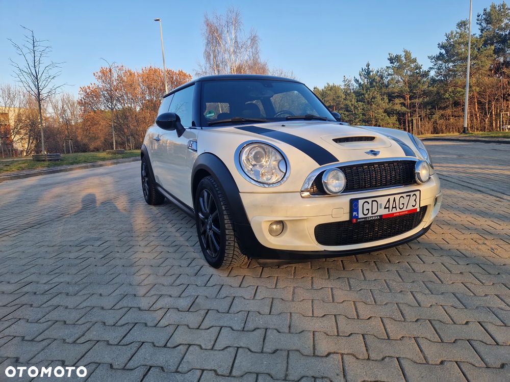 MINI Cooper S 50 Mayfair - 4