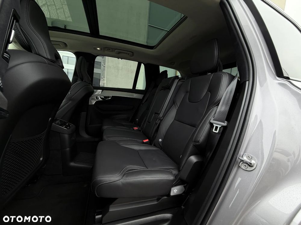 Volvo XC 90 - 26