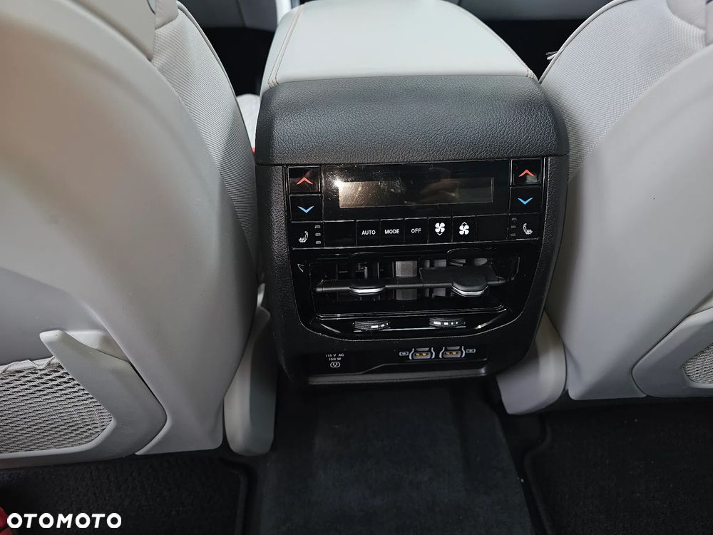 Jeep Grand Cherokee 3.6 V6 Pentastar 4WD Automatik Summit - 17