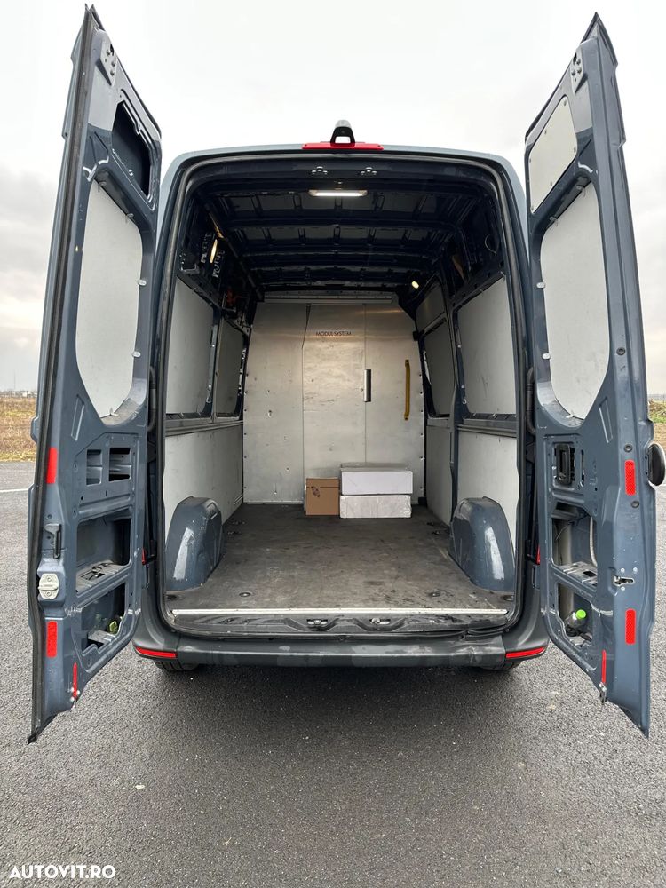 Mercedes-Benz Sprinter - 6