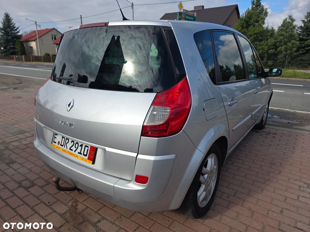 Renault Scenic 2.0 16V Luxe Privilege - 5