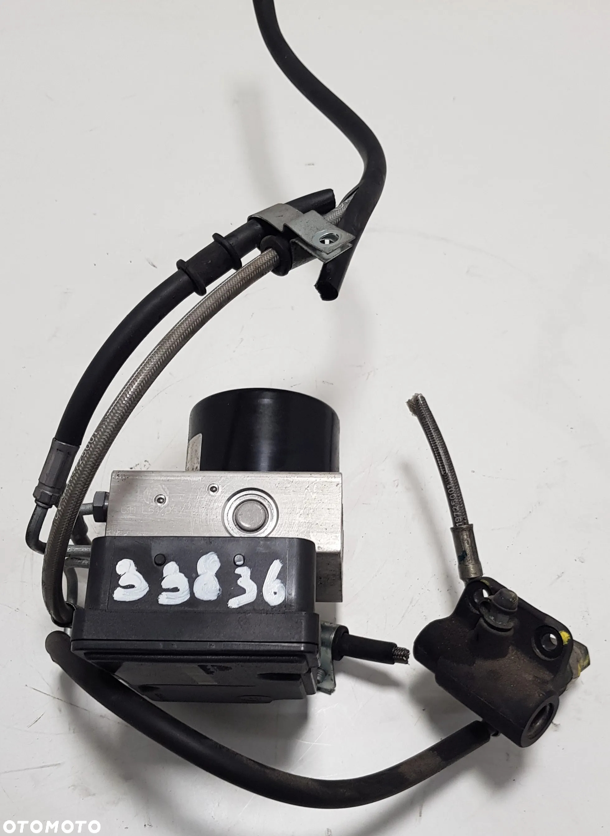 Piaggio X10 350 - Pompa ABS - 2