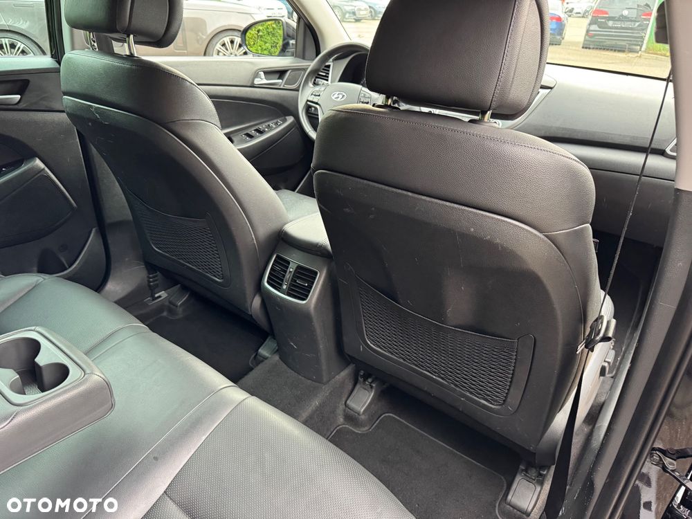 Hyundai Tucson blue 1.7 CRDi 2WD Intro Edition - 11