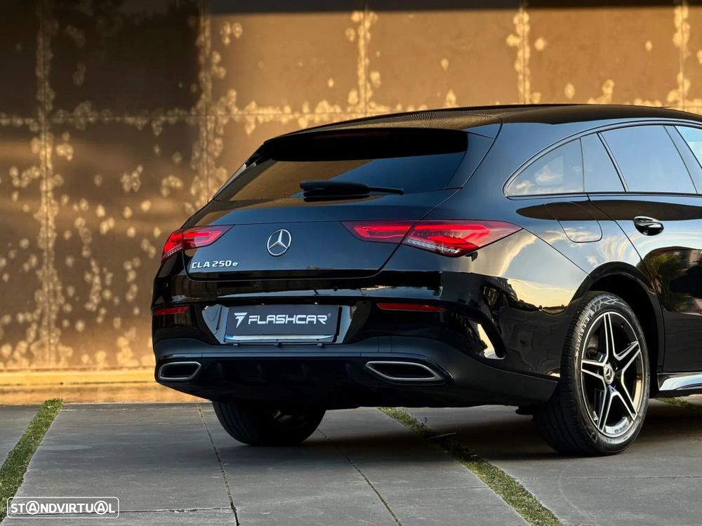Mercedes-Benz CLA 250 e Shooting Brake AMG Line - 48