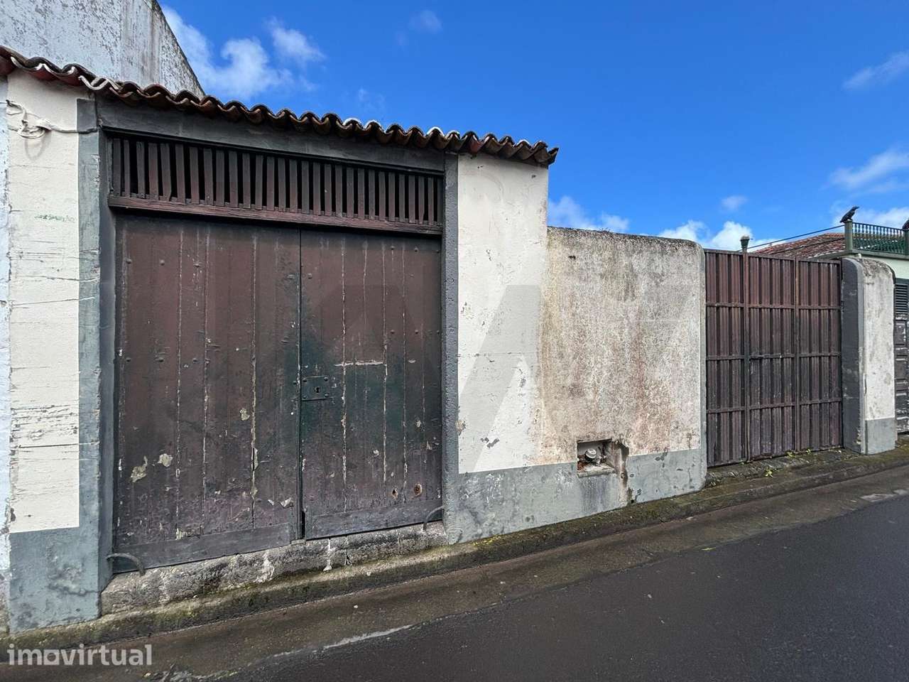 Excelente Oportunidade: Terreno com Adega para Habitação no Centro da - Grande imagem: 2/14