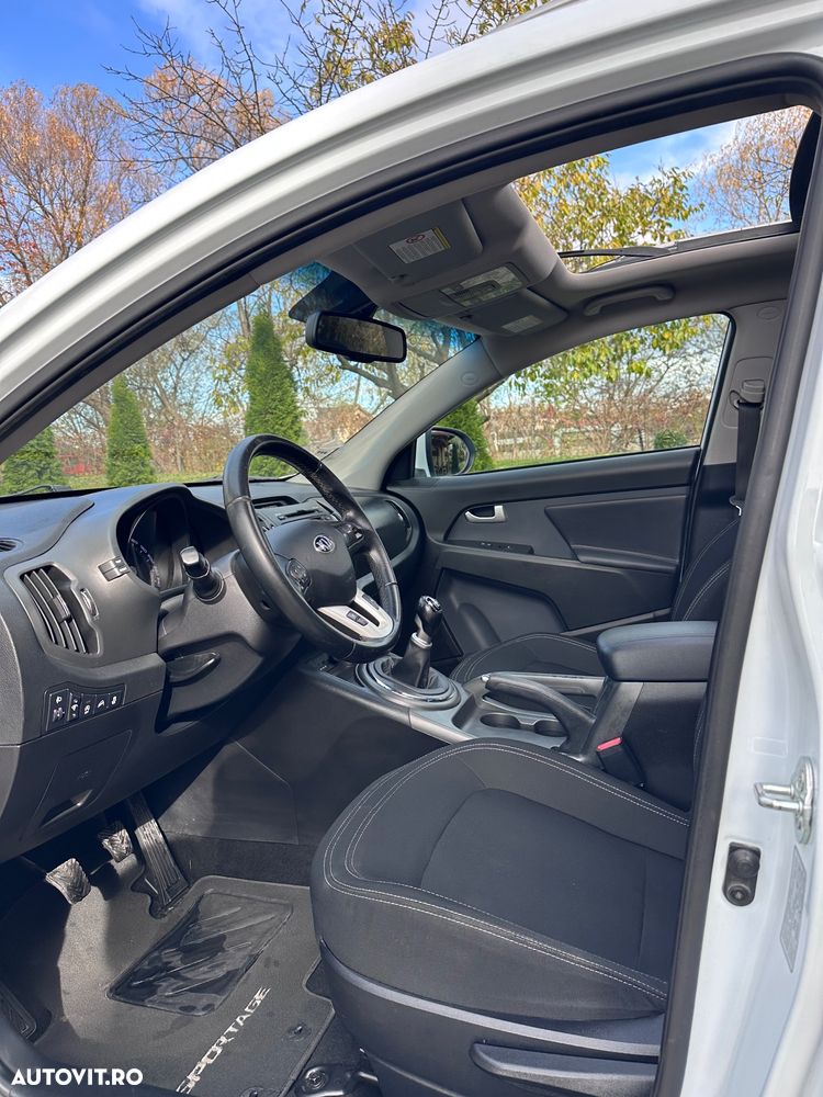 Kia Sportage ver-1-7-crdi-2wd-vision - 17