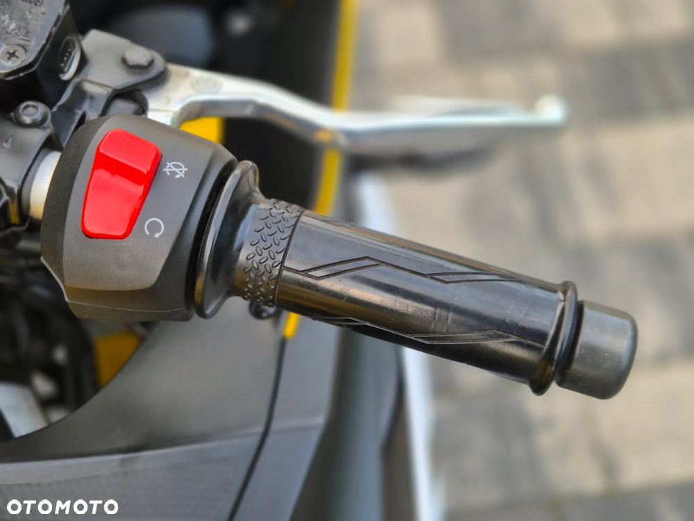 Yamaha R125 - 18