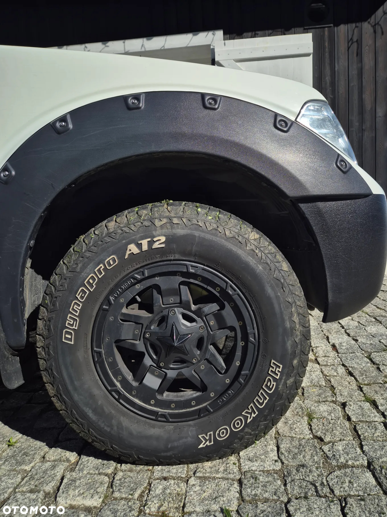 Nissan Navara 3.0 D V6 - 23