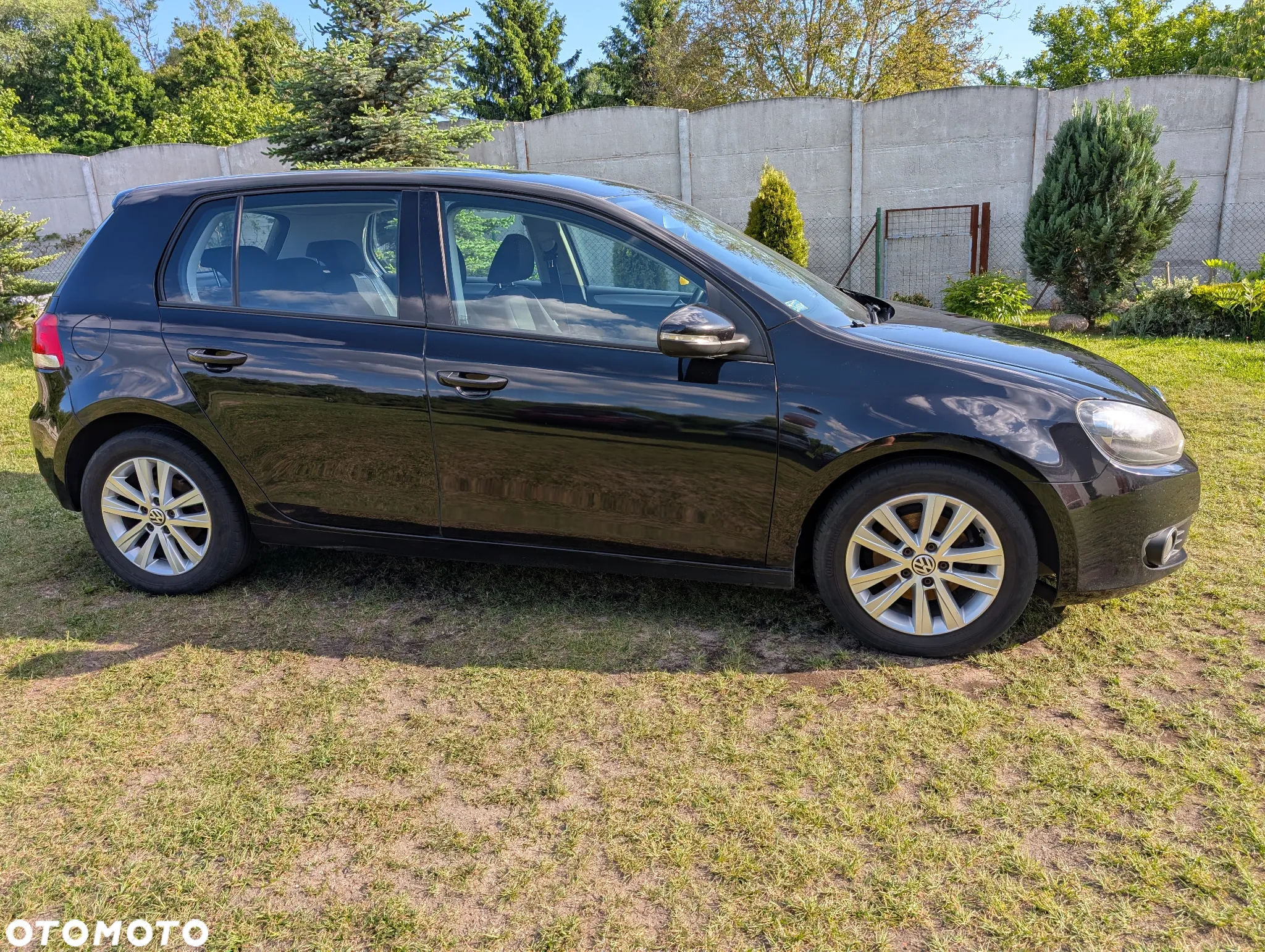 Volkswagen Golf VI 1.6 TDI BlueMot Comfortline - 5