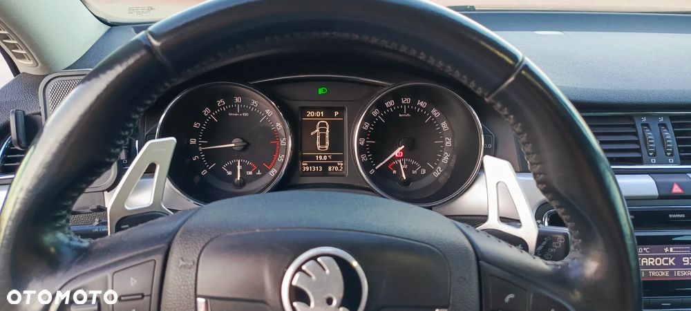 Skoda Superb 2.0 TDI Ambition DSG - 13