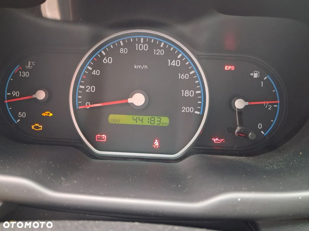 Hyundai i10 1.1 Classic - 12