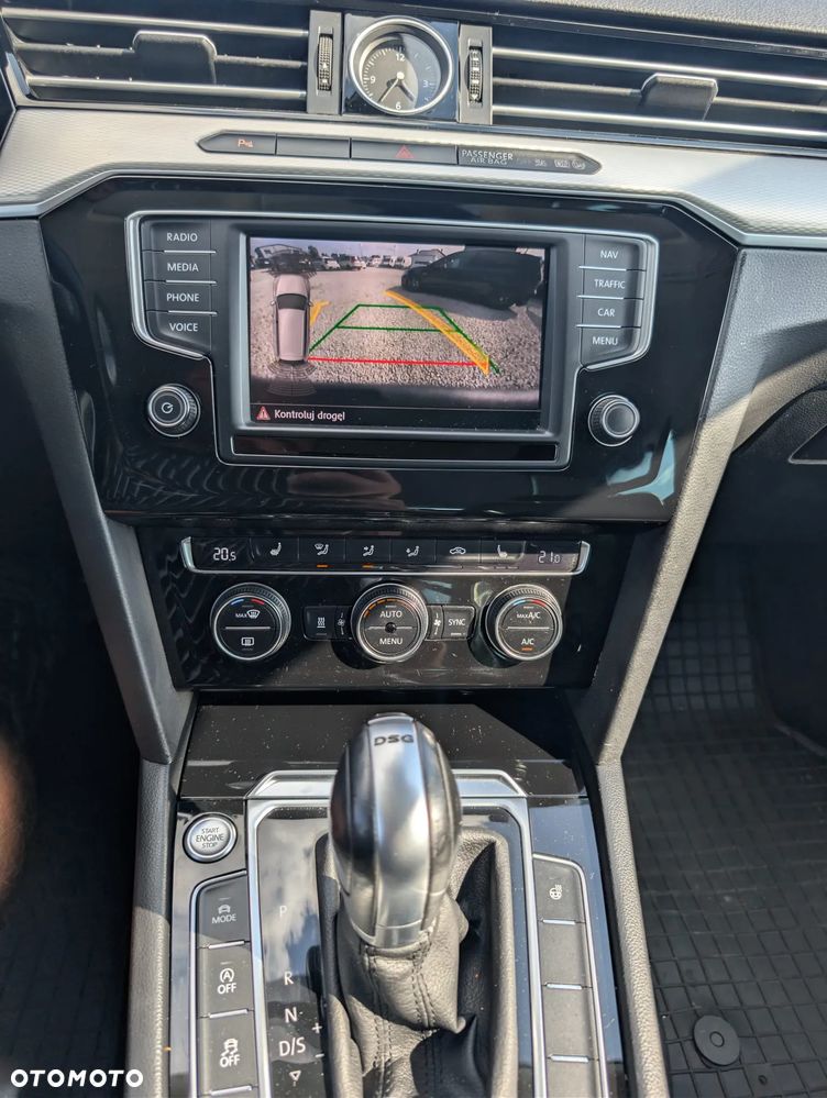 Volkswagen Passat Alltrack - 23