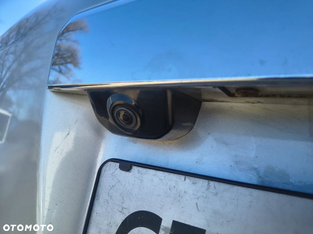 Chevrolet Captiva 2.4 2WD 7 Sitzer LS Family Edition - 24