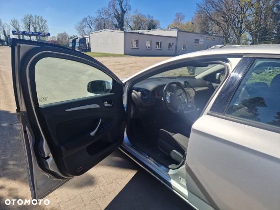 Ford Mondeo - 4