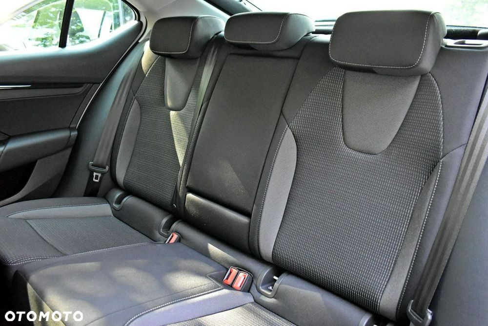 Skoda Octavia 1.5 TSI Selection - 12