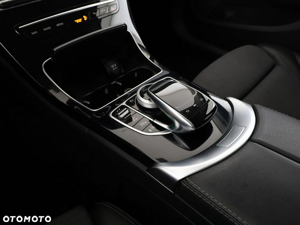Mercedes-Benz Klasa C 200 9G-TRONIC Avantgarde - 30