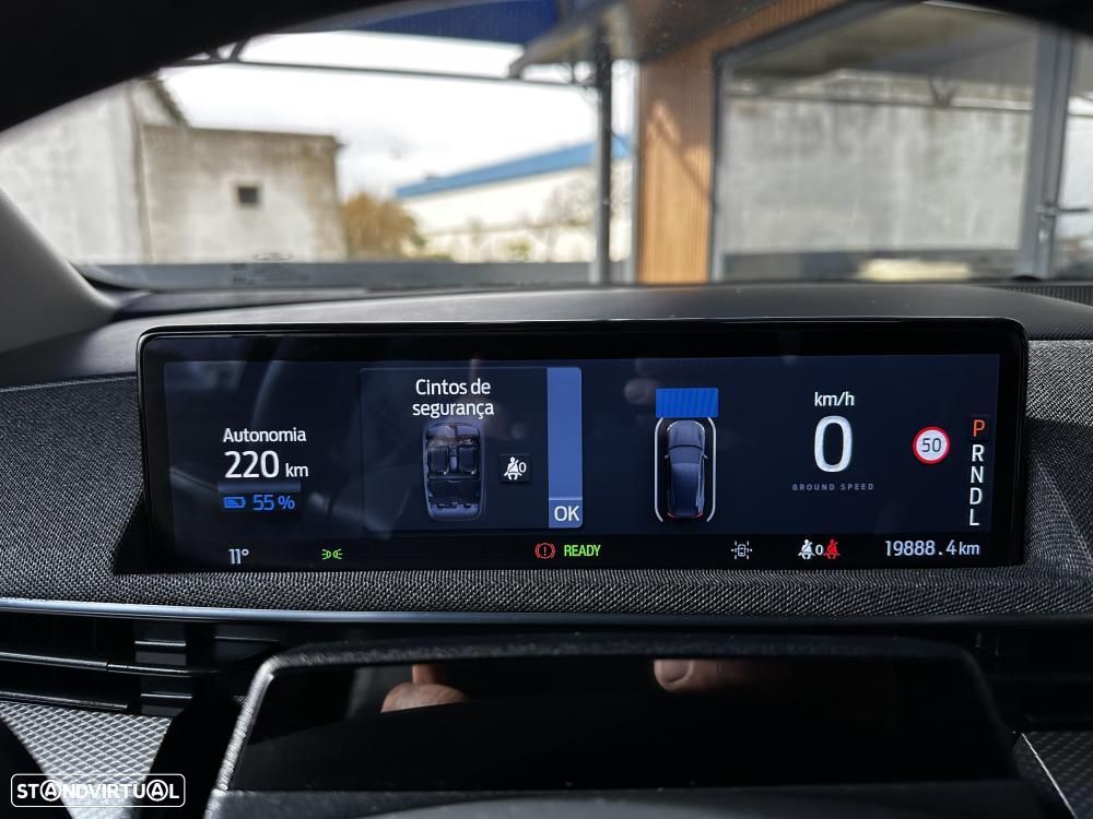 Ford Mustang Mach-E Standard - 29