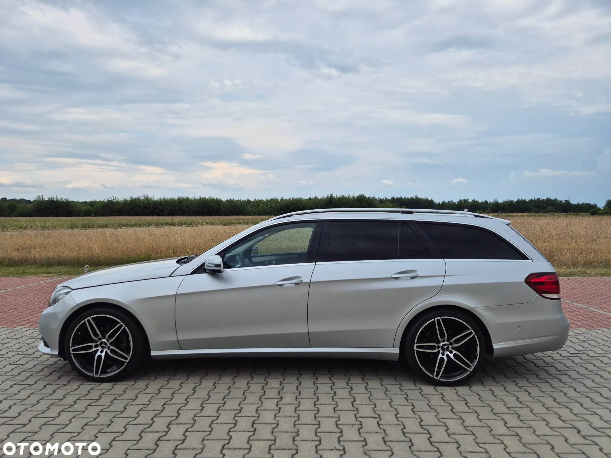 Mercedes-Benz Klasa E 200 BlueTEC 7G-TRONIC Classic - 13