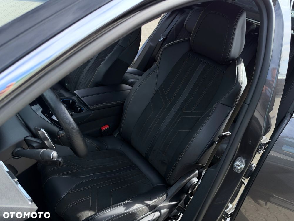 Peugeot 3008 BlueHDi 130 Stop & Start EAT8 GT - 30