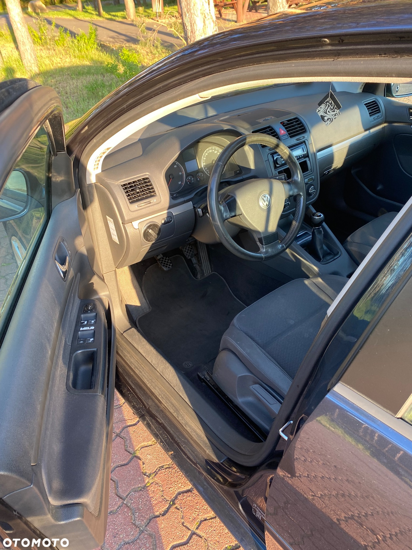 Volkswagen Golf V 2.0 TDI Comfortline - 5