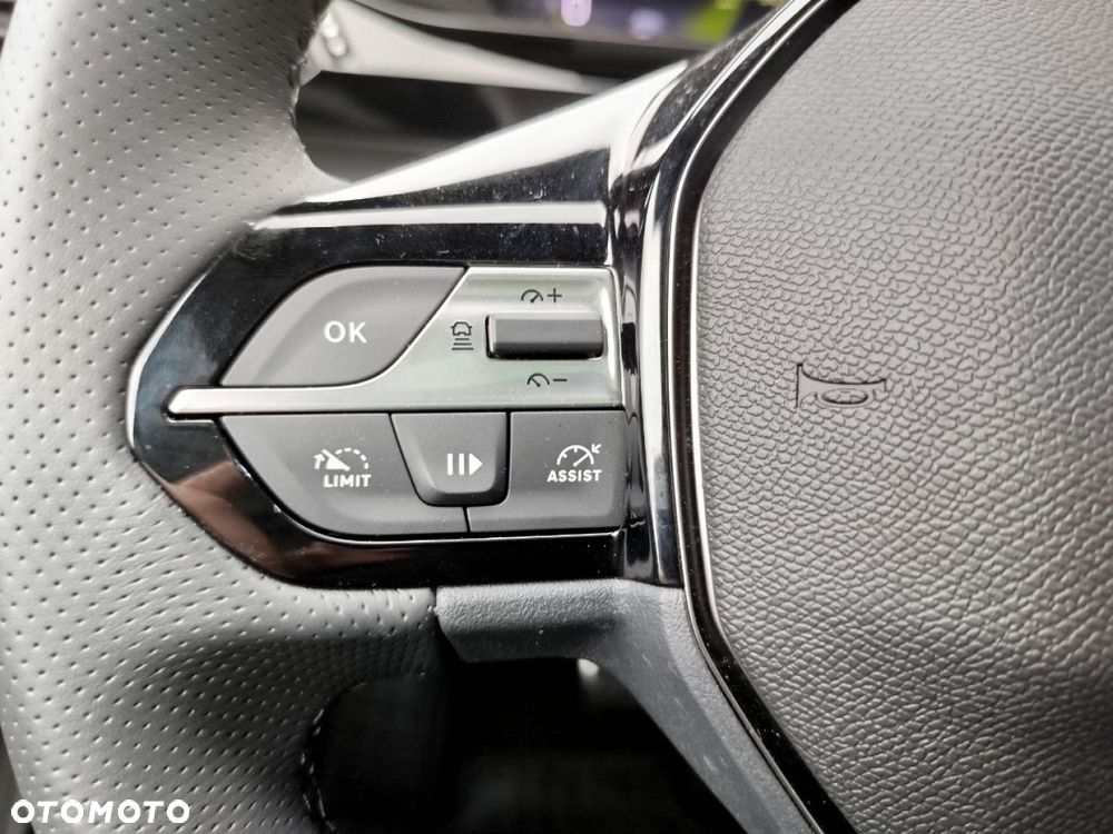 Peugeot 308 - 23