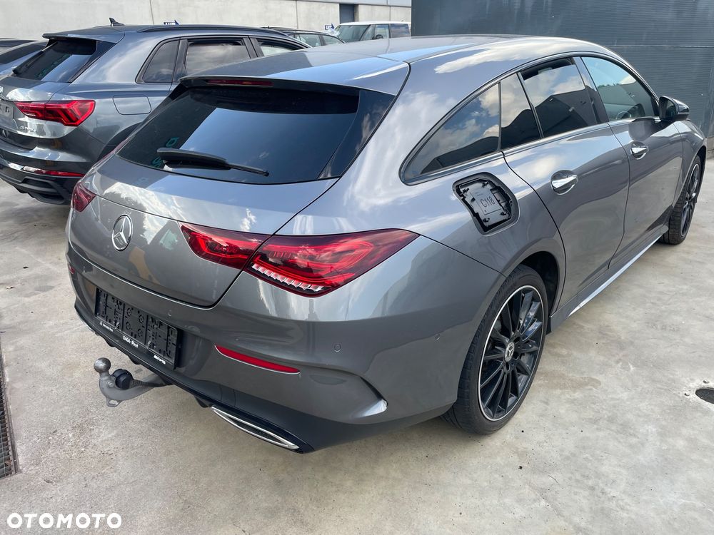 Mercedes-Benz CLA - 4