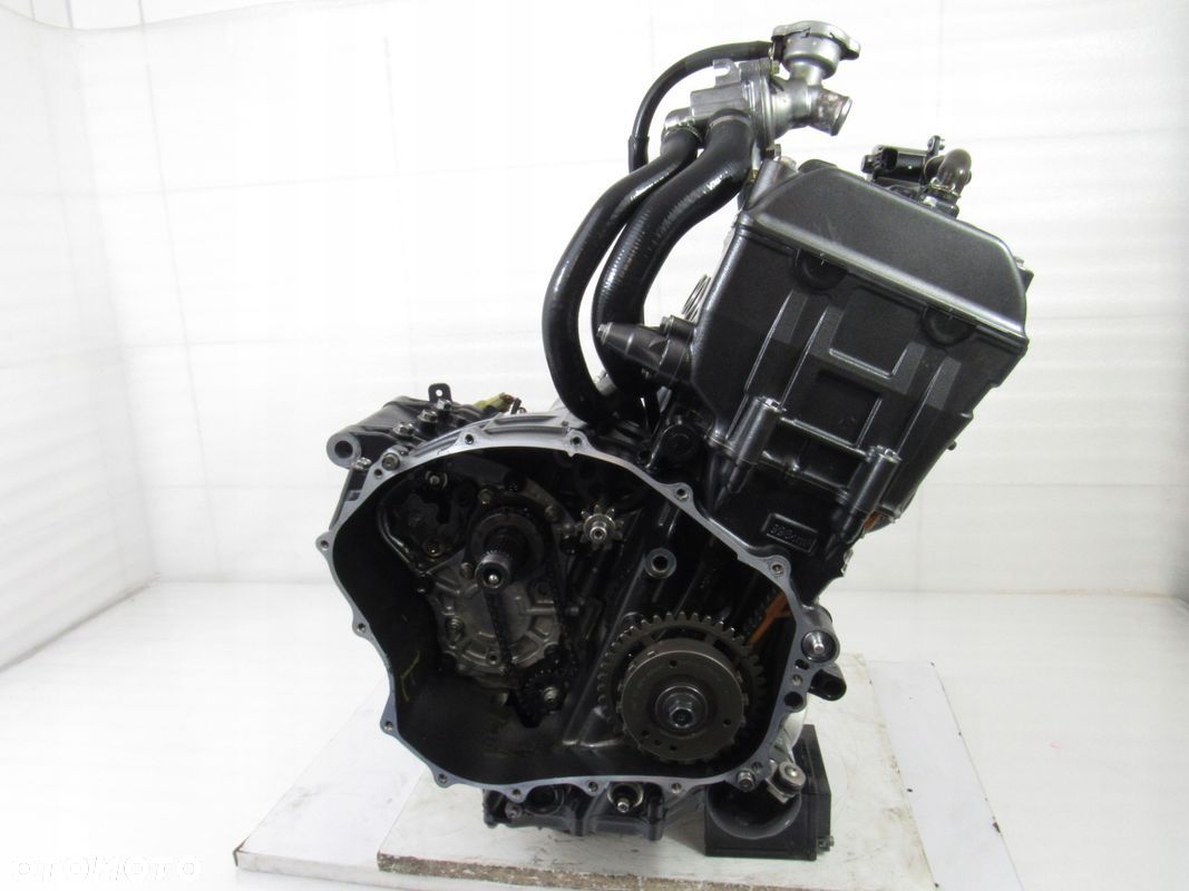 Silnik + koło magnesowe Honda CB 1000 R, 08r ABS SC60 - 1