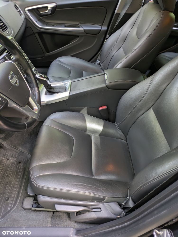 Volvo V60 D4 Drive-E Summum - 13