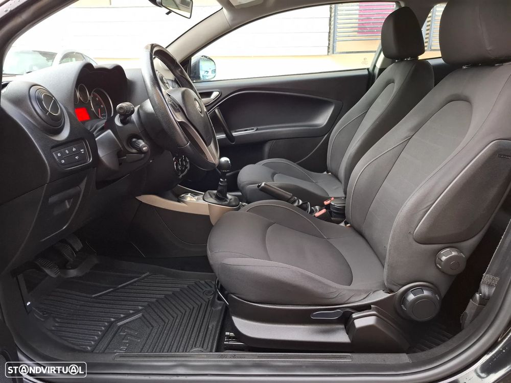Alfa Romeo MiTo 1.3 JTDM Turismo - 21