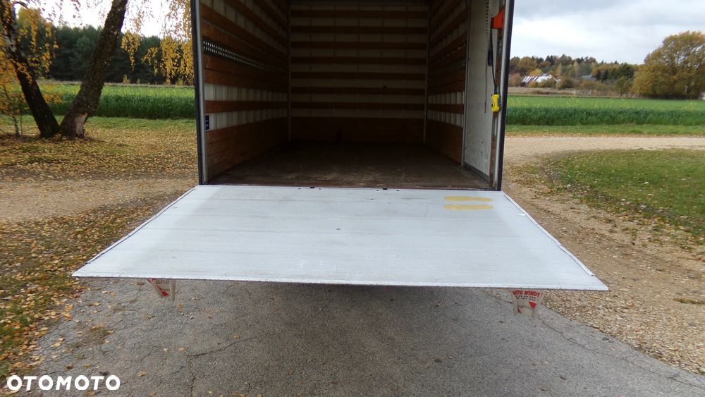 Renault Master 2,5 120 KM KONTENER + WINDA * SUPER STAN ! - 20