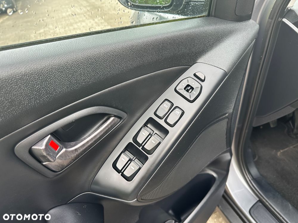 Hyundai ix35 1.6 GDI Premium 2WD - 11