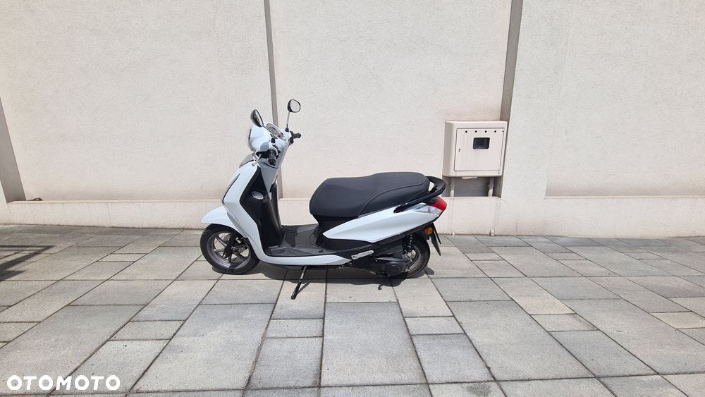 Yamaha D'elight - 1
