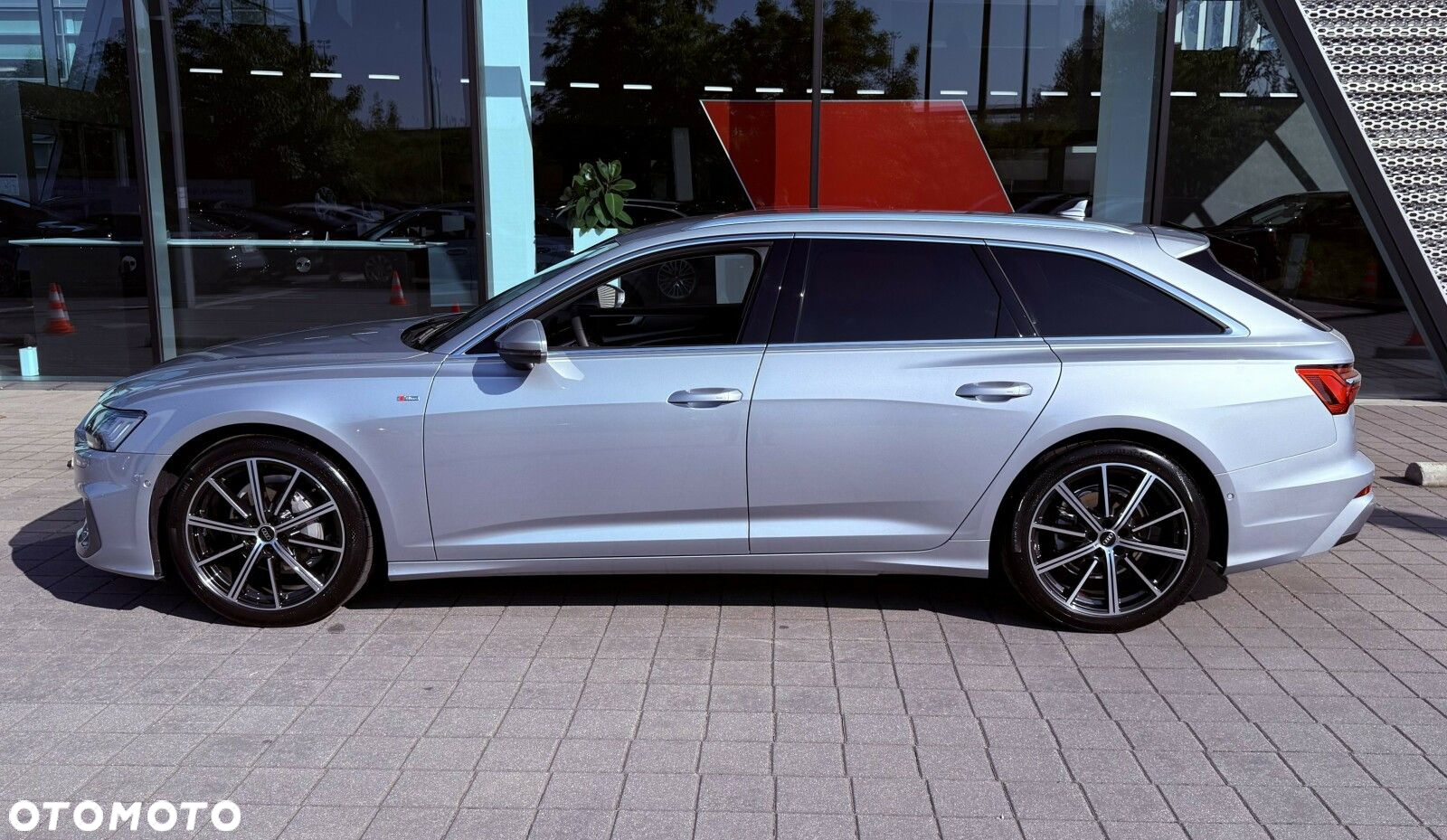 Audi A6 - 6