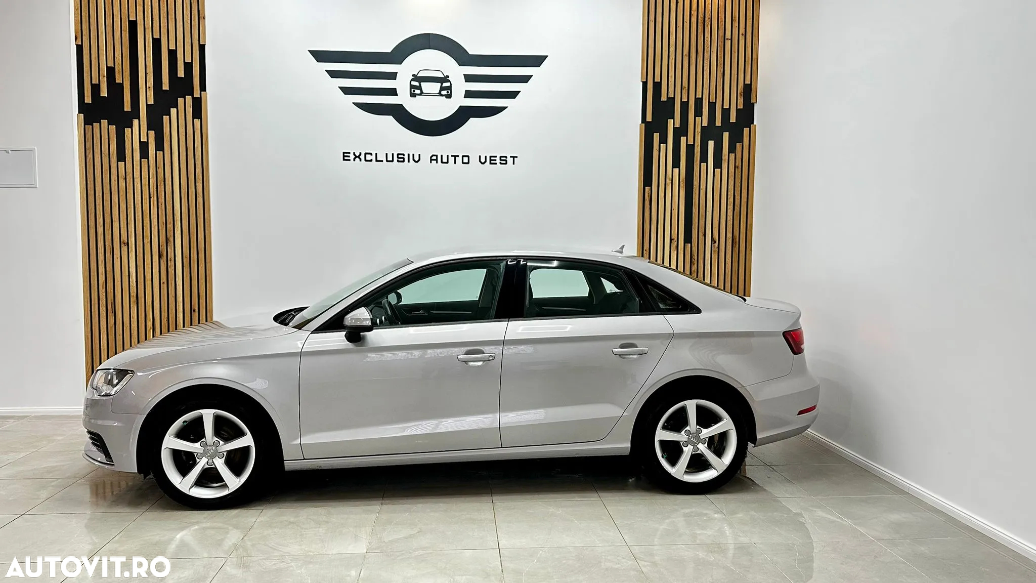 Audi A3 Sportback 1.6 TDI Attraction - 12
