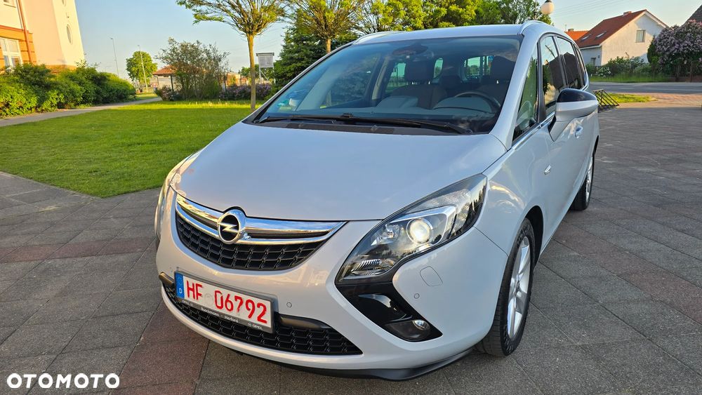 Opel Zafira - 1