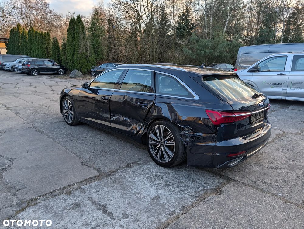 Audi A6 Avant 40 TDI quattro S tronic - 8