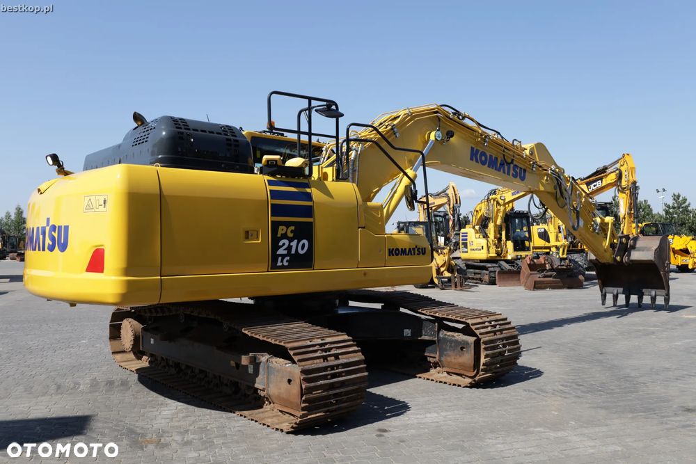 Komatsu PC210LC-11 - 34