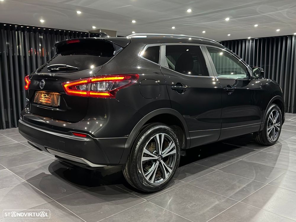 Nissan Qashqai 1.5 dCi N-Connecta DCT - 9