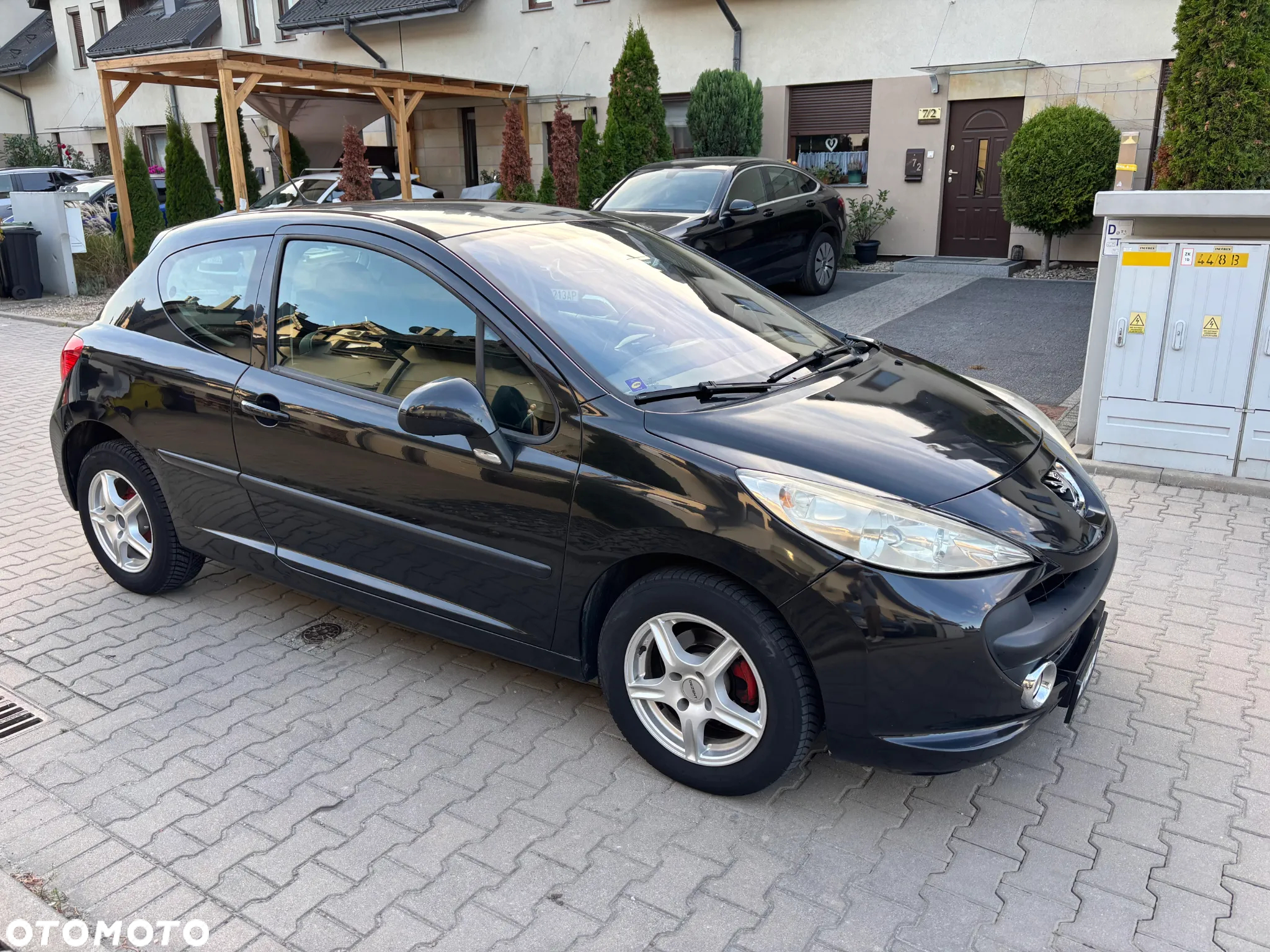 Peugeot 207 1.4 16V Trendy - 3
