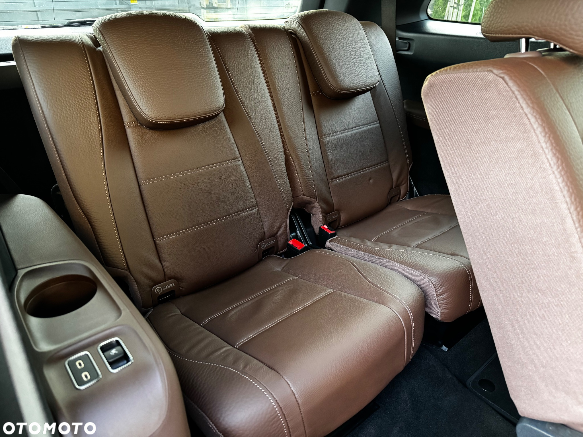 Mercedes-Benz GLS - 24