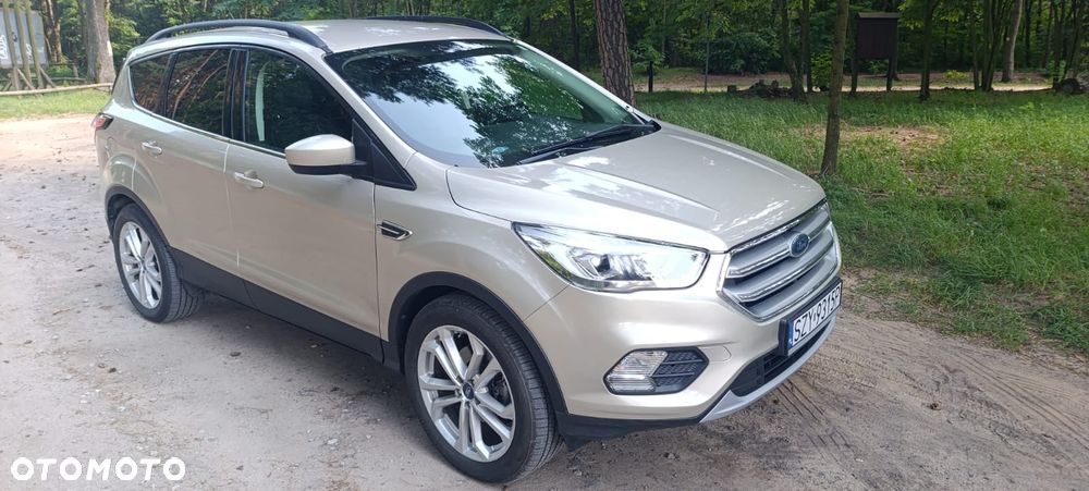 Ford Kuga - 2