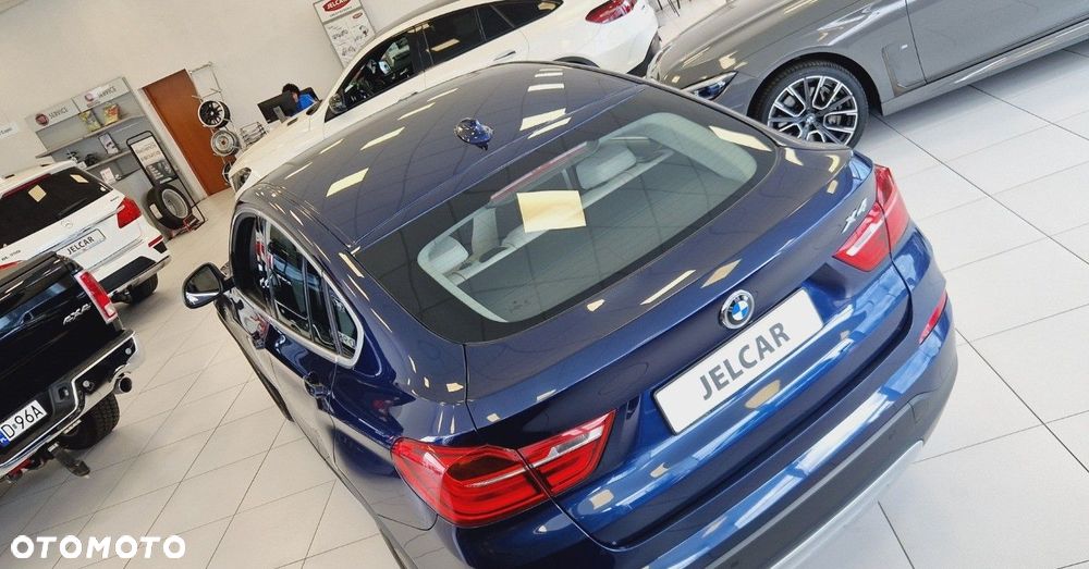 BMW X4 xDrive20i - 8