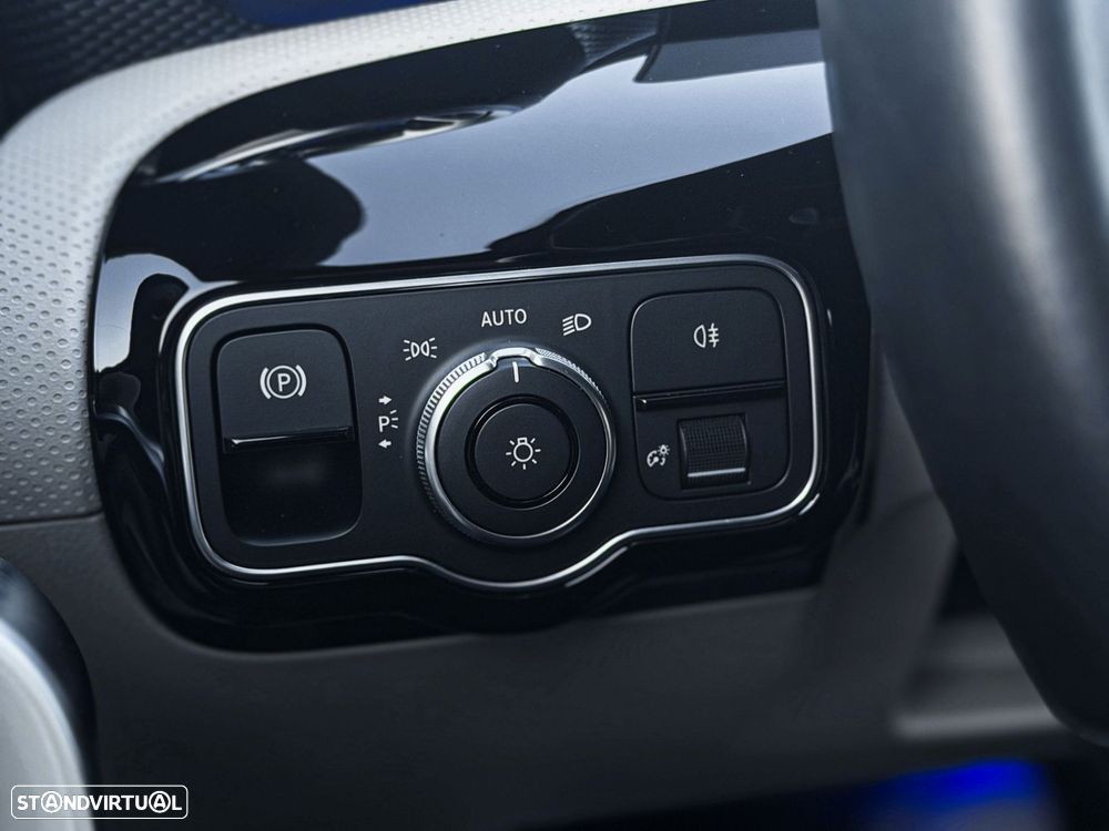 Mercedes-Benz CLA 250 e Progressive - 17